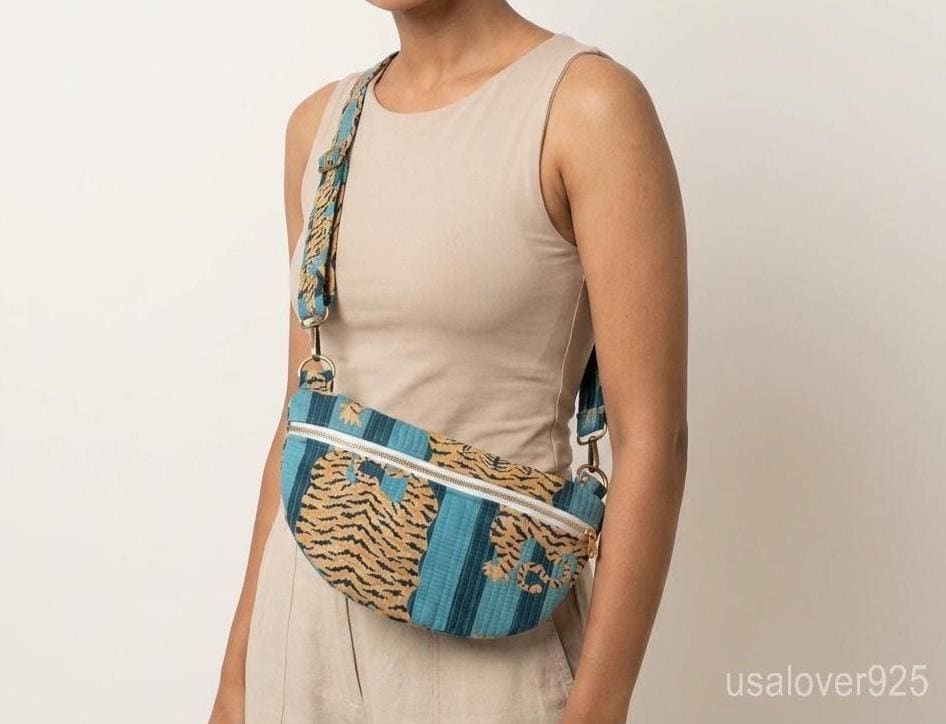 Blue Tiger Print Quilted Crossbody Bag, Cotton Mini Travel Purse, Boho Animal Print Tote