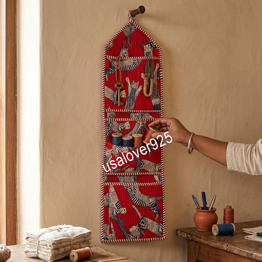 Handmade Quilted Cotton Wall Organizer, Red Cat Print Pocket Holder, Hanging Storage, Home Decor