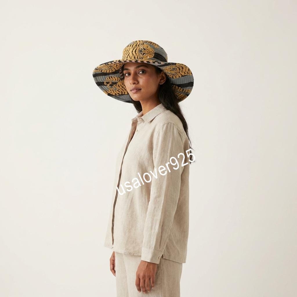 Handmade Quilted Cotton Sun Hat, Tiger Print Wide Brim, Beach Bucket Cap, Summer Accessory